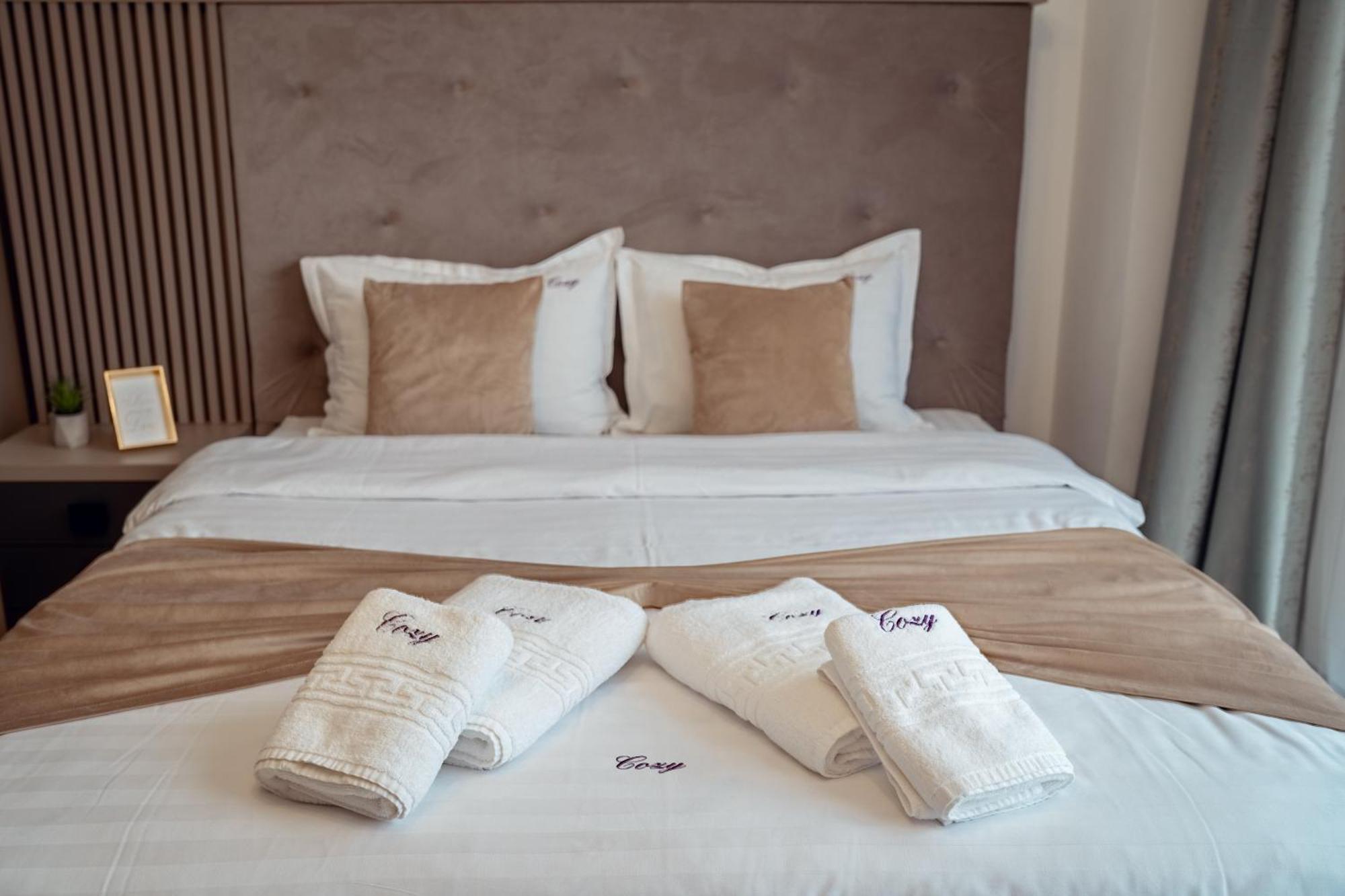 Exclusive Collection Palas Mall Suites And Studios Iasi Esterno foto